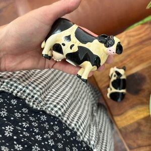 Vintage Otagari cow salt, and pepper shaker